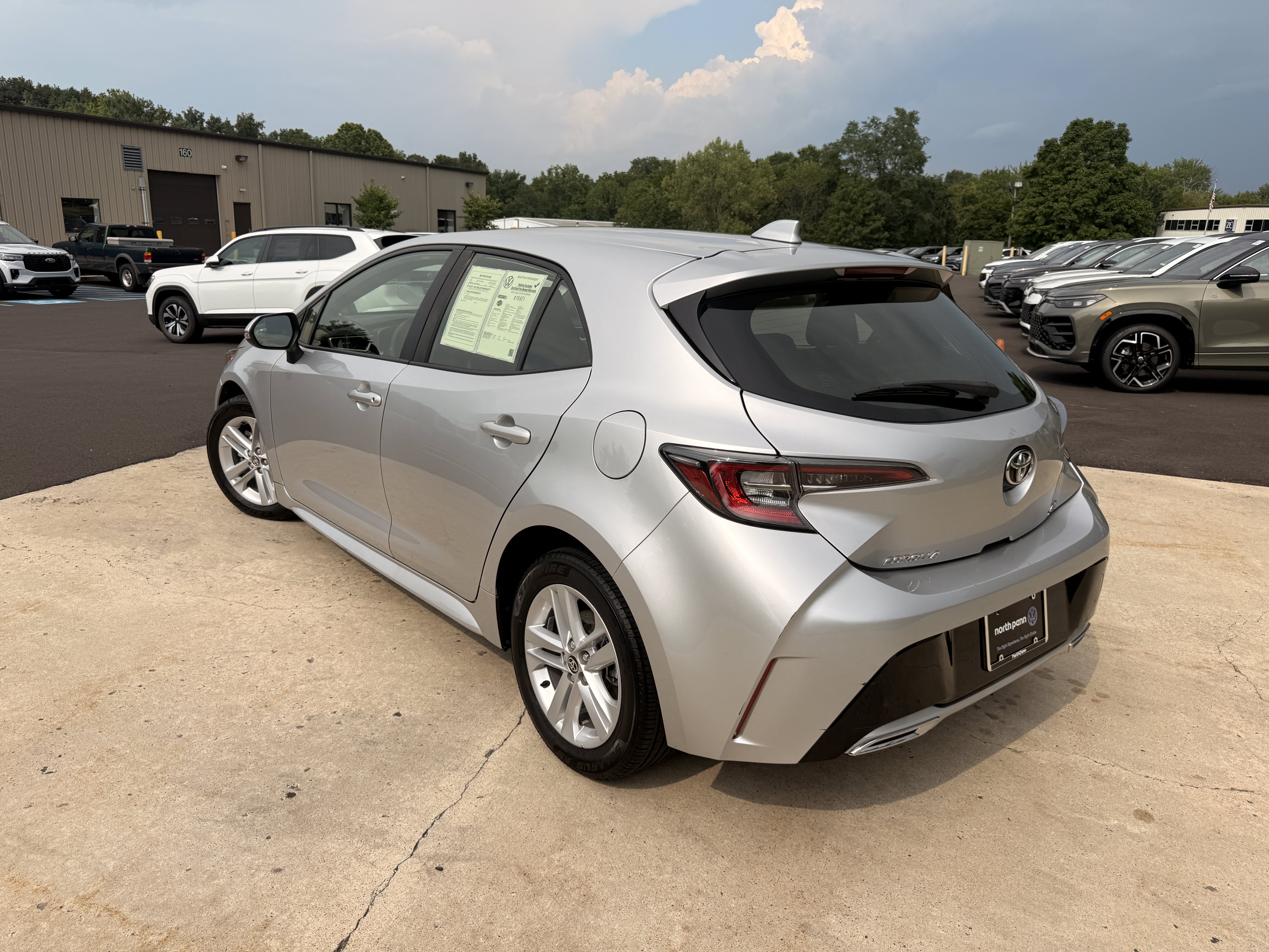 Used 2020  Toyota  image 9