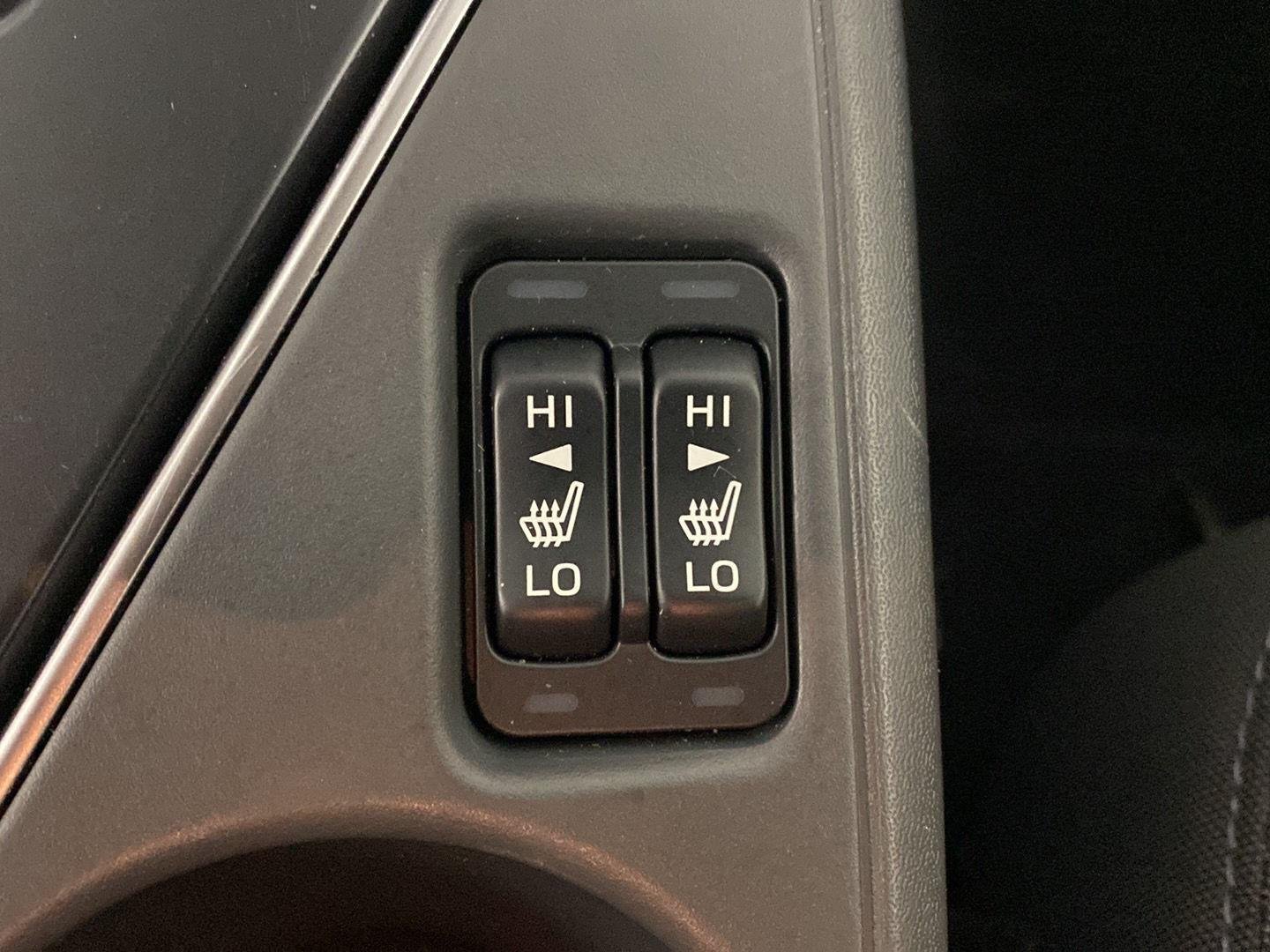 Used 2025 Sapphire Blue Pearl Subaru Premium image 21