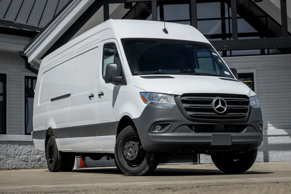 2026 Mercedes-Benz Sprinter 3500 170 Ext WB HO High Roof's photo