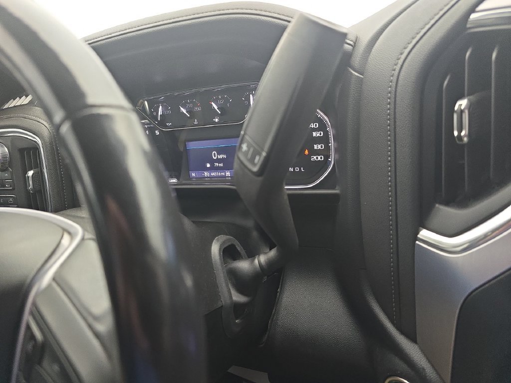 Used 2021 White GMC Elevation image 20