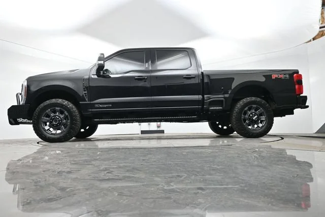 Used 2024 Agate Black Ford XL image 27