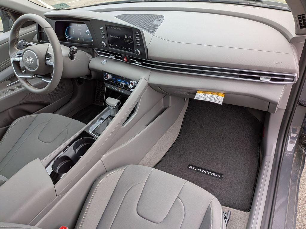 New 2026 Gray Hyundai SEL Sport image 29