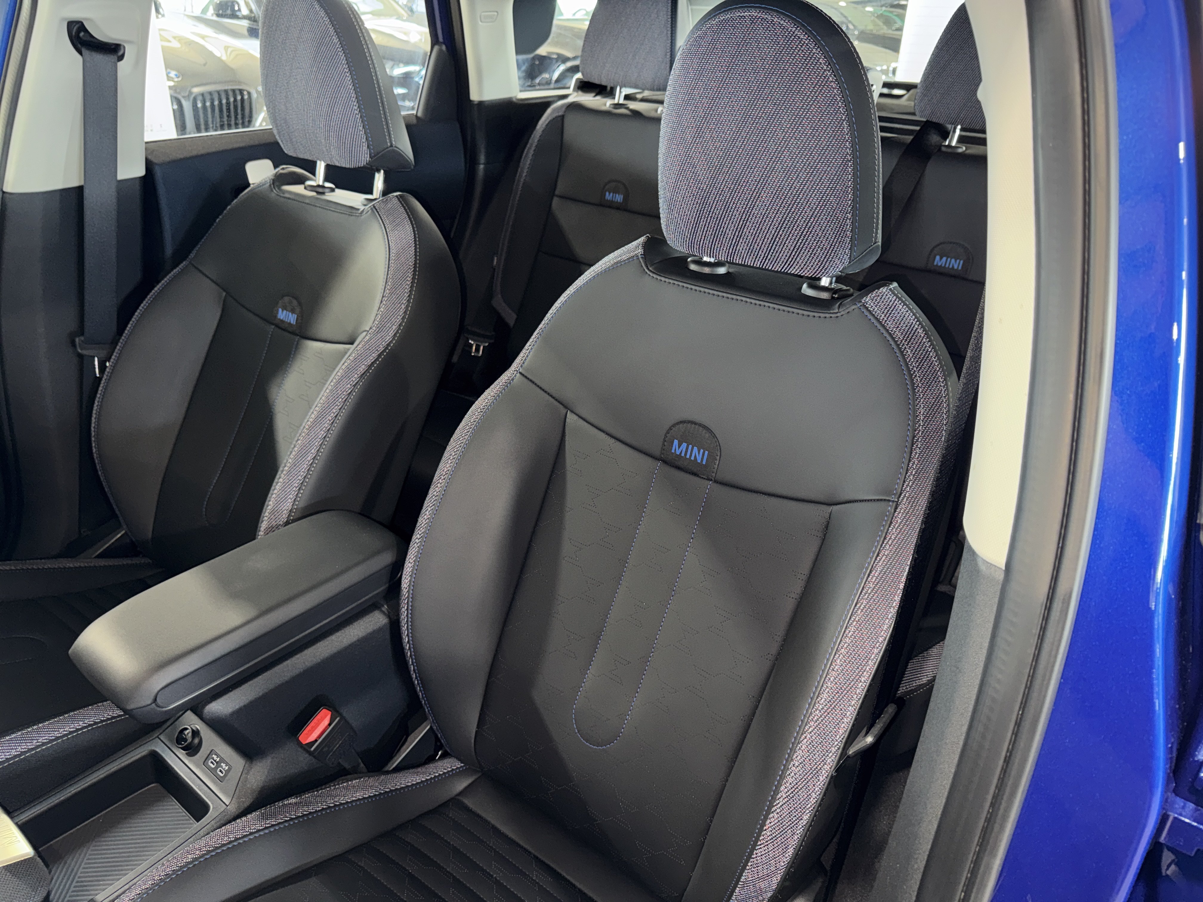 Certified Used 2025 Blazing Blue MINI S image 32