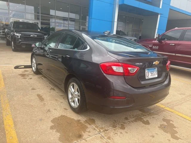 Used 2017 Gray Chevrolet LT image 4