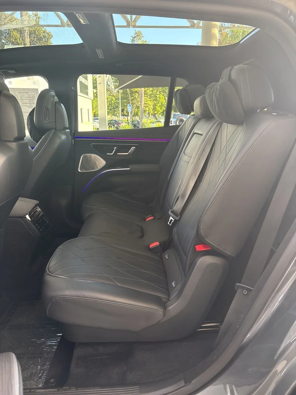 Certified Used 2023 Gray Mercedes-Benz 580 4MATIC® Third Row Seats image 8