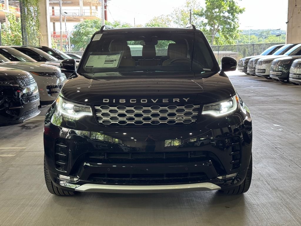 New 2026 Santorini Black Land Rover Gemini Edition image 3