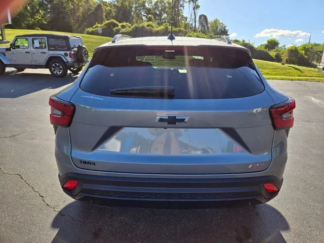 Used 2025 Gray Chevrolet 2RS image 7