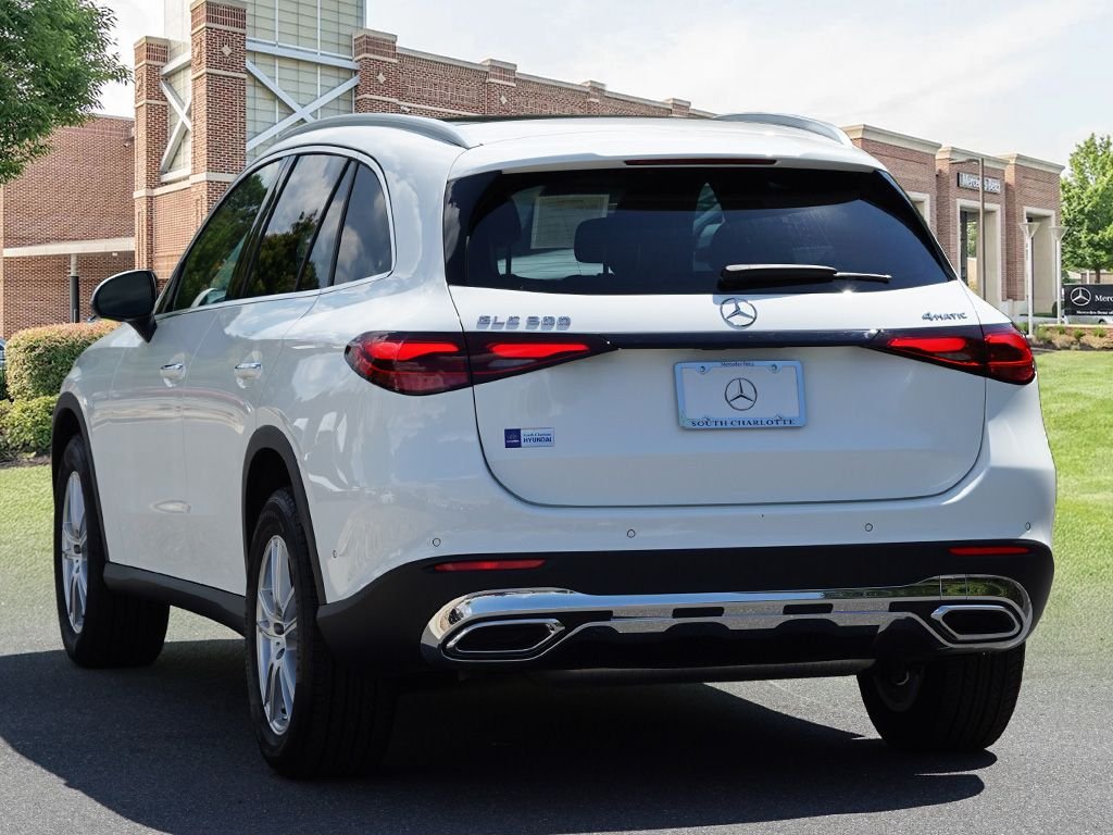2025 Mercedes-Benz GLC Base - Photo 7