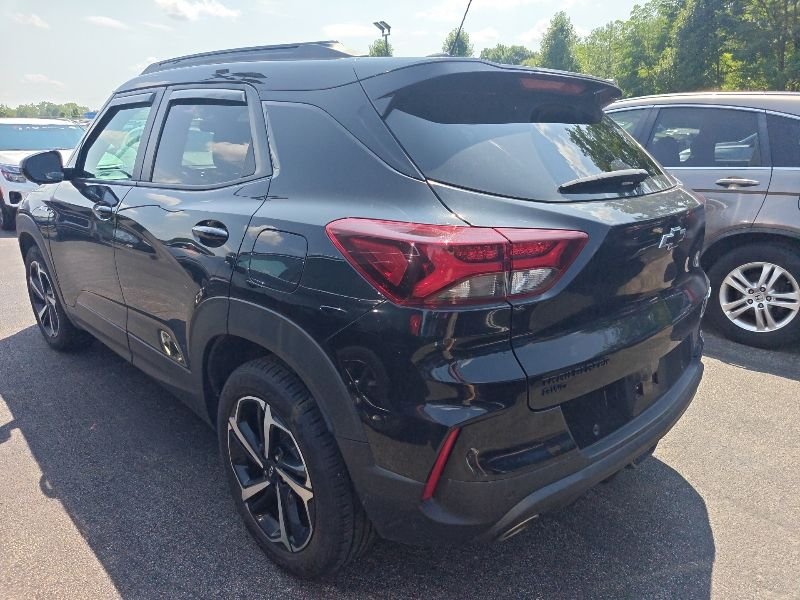 Used 2023 Black Chevrolet RS image 9