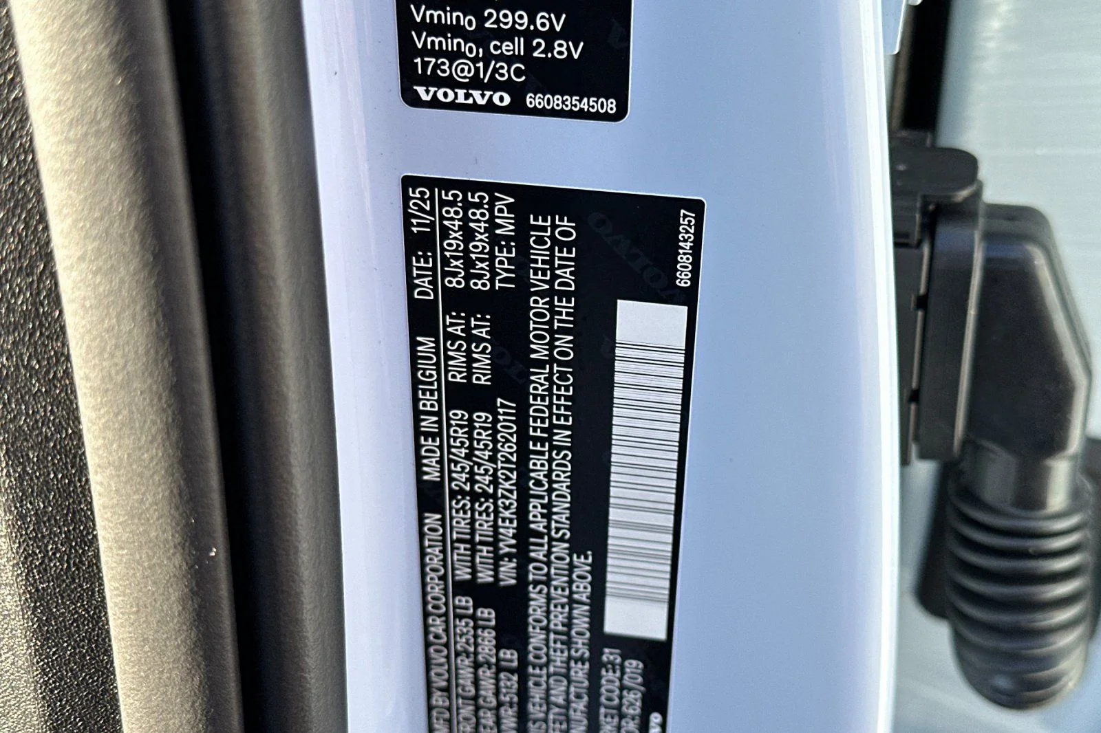 New 2026 Cloud Blue Volvo Plus image 25