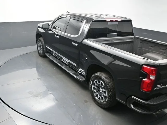 Used 2023 Black Chevrolet High Country image 54