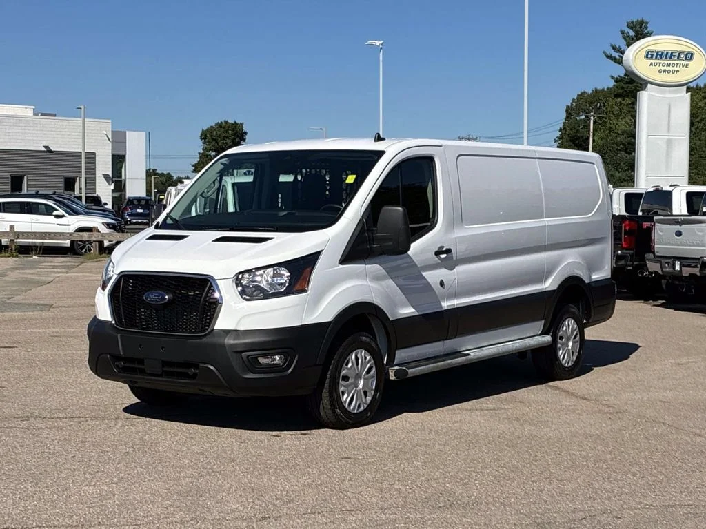 Used 2025 White Ford  image 3
