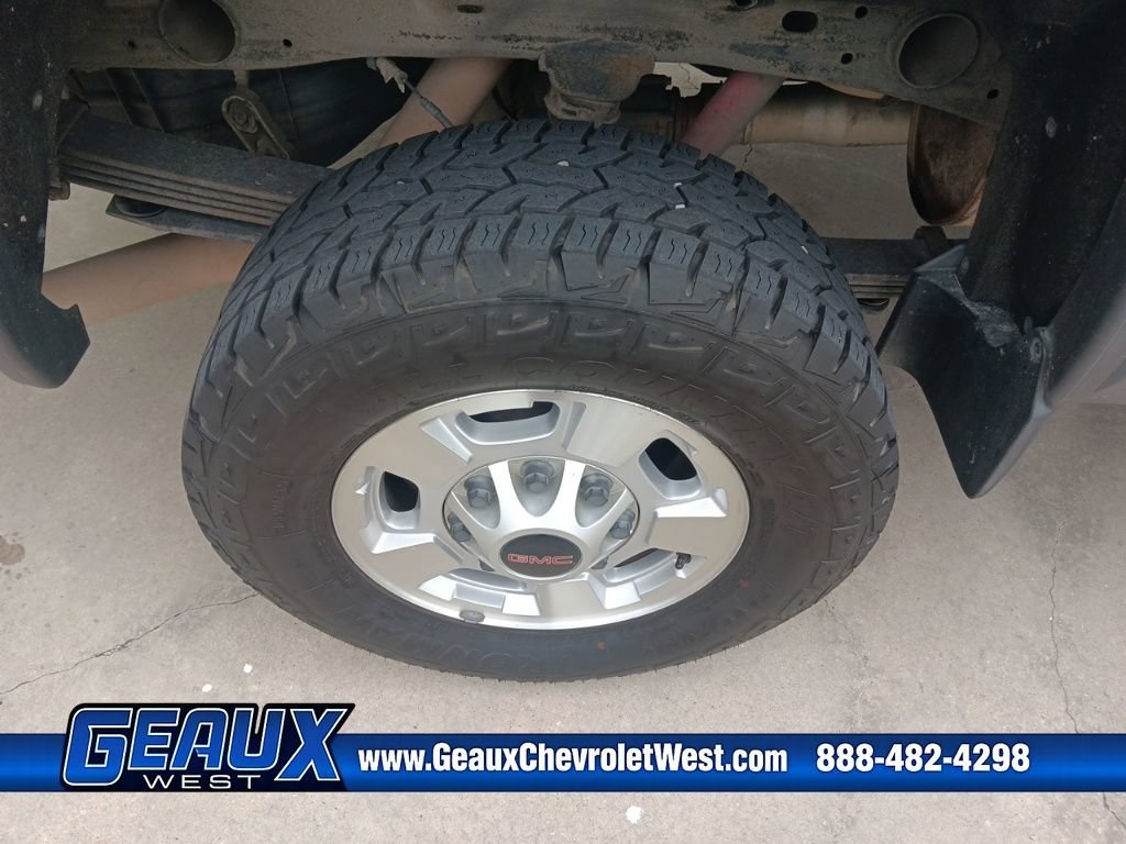 Used 2015 LIGHT STEEL GRAY METALLIC GMC SLE image 14
