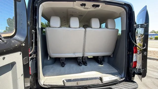 Used 2018 Super Black Nissan SL image 12