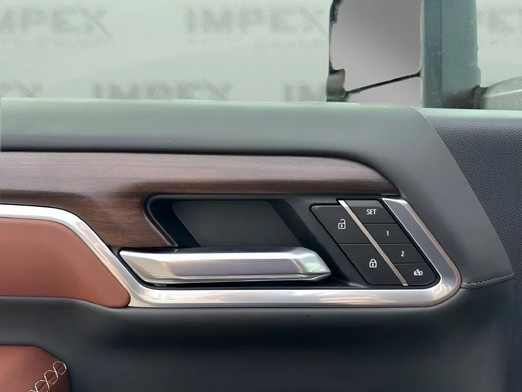 New 2026 Glacier White Tricoat GMC Denali Ultimate image 25