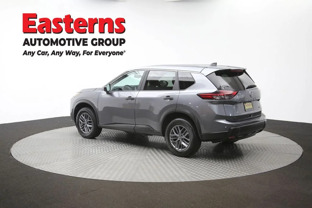 Used 2024 Gray Nissan S image 63