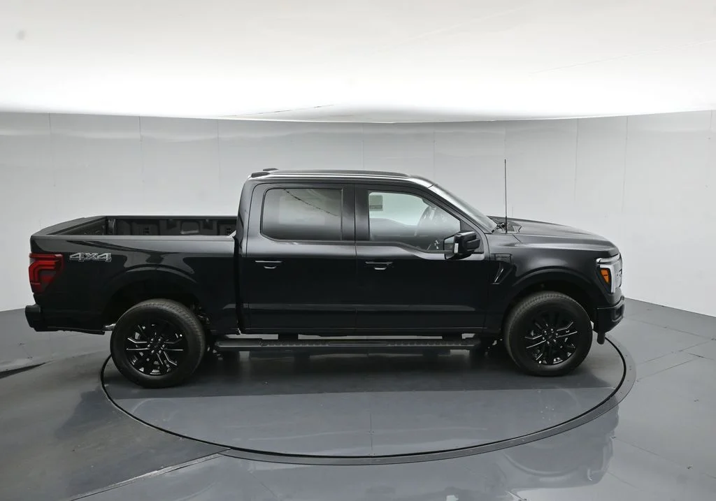 New 2026 Agate Black Metallic Ford Lariat image 41
