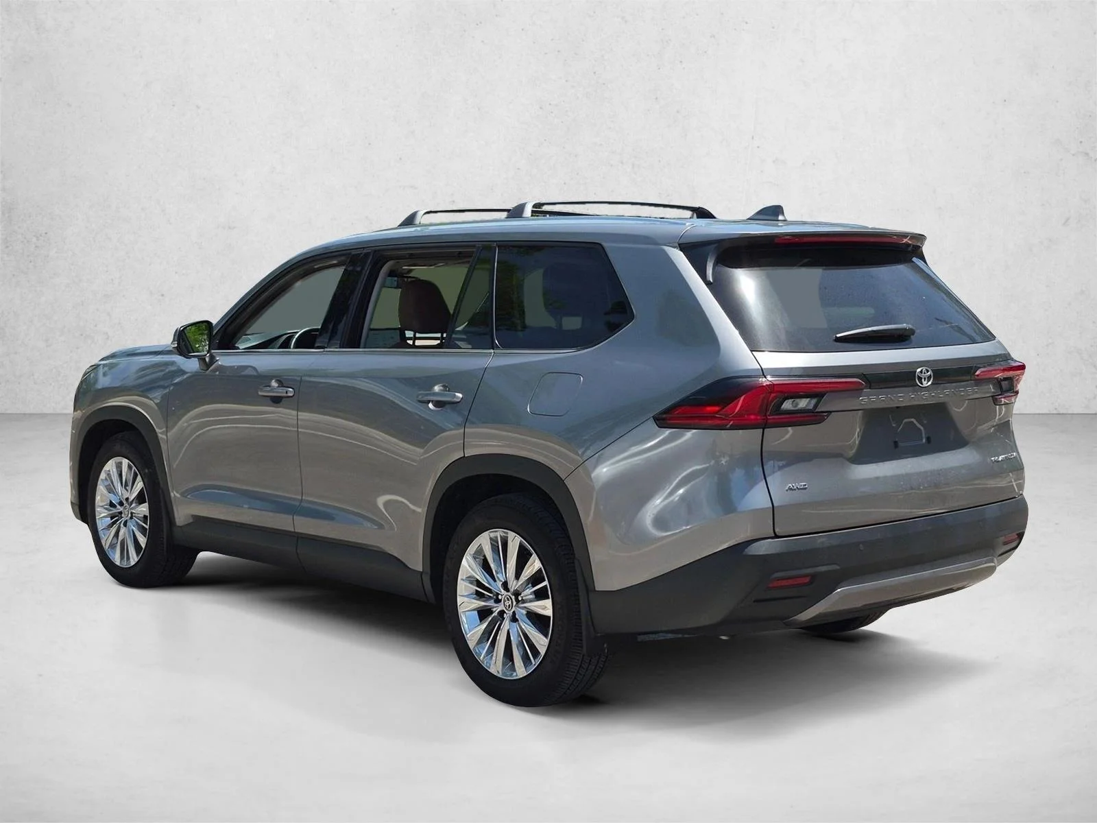 Used 2025 Gray Toyota Platinum image 6