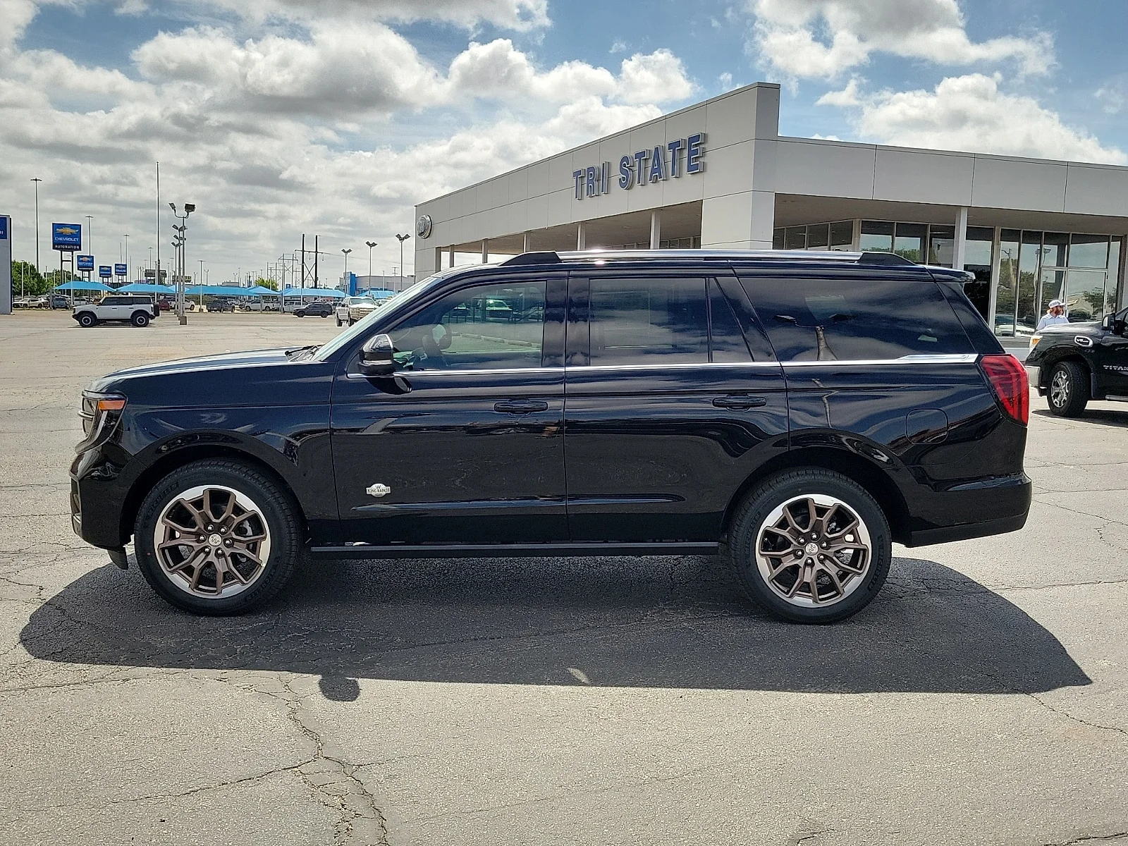 New 2026 Agate Black Metallic Ford King Ranch&reg; image 2