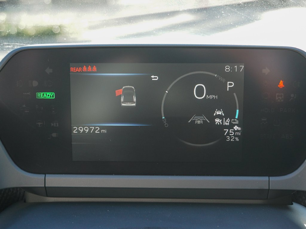 Used 2023  Toyota XLE image 21
