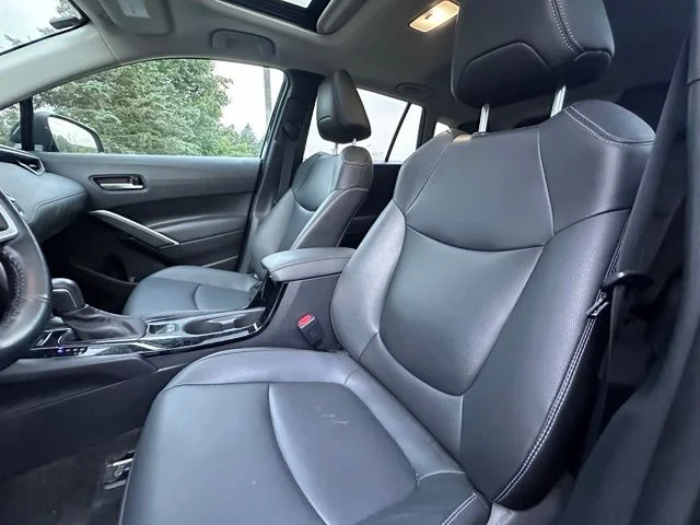 Used 2022 Black Toyota XLE image 12