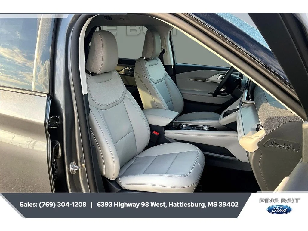 New 2026 Carbonized Gray Metallic Ford Active image 4