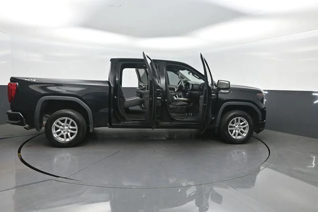 Used 2024 Black GMC Elevation image 38