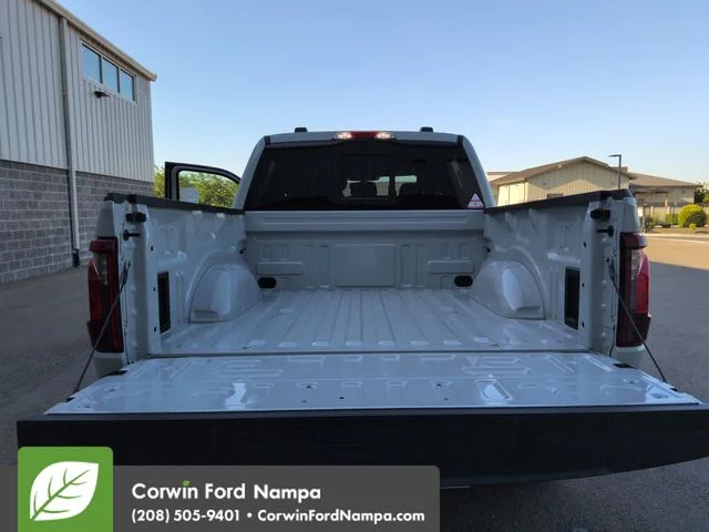 New 2026 Avalanche Ford XLT image 27