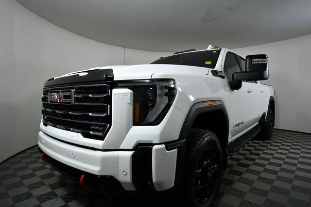 Used 2025 Summit White GMC AT4 image 6