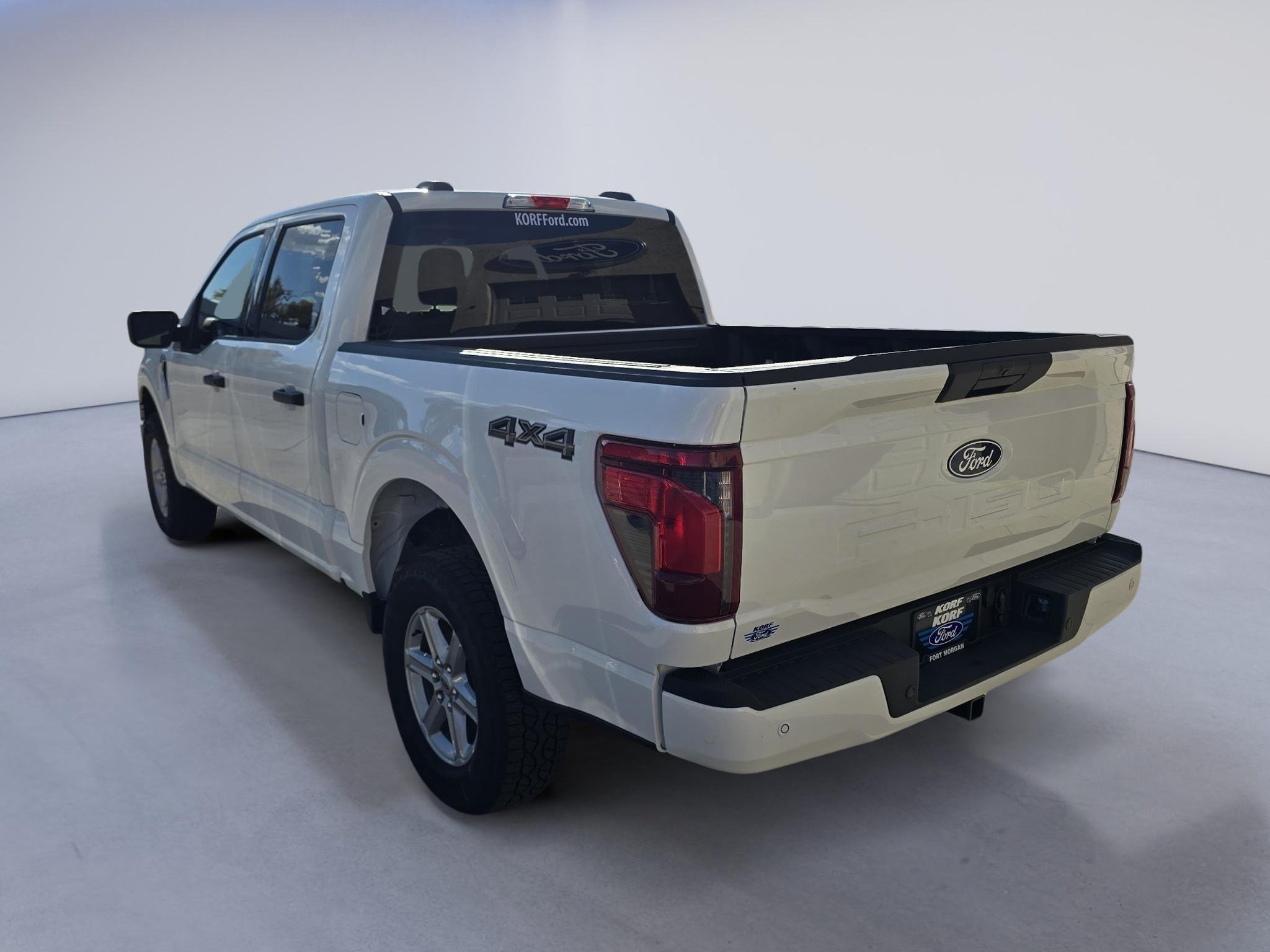 New 2026 Oxford White Ford XLT image 7