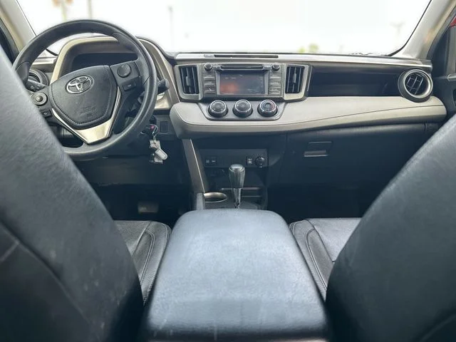 Used 2015 Red Toyota LE image 24