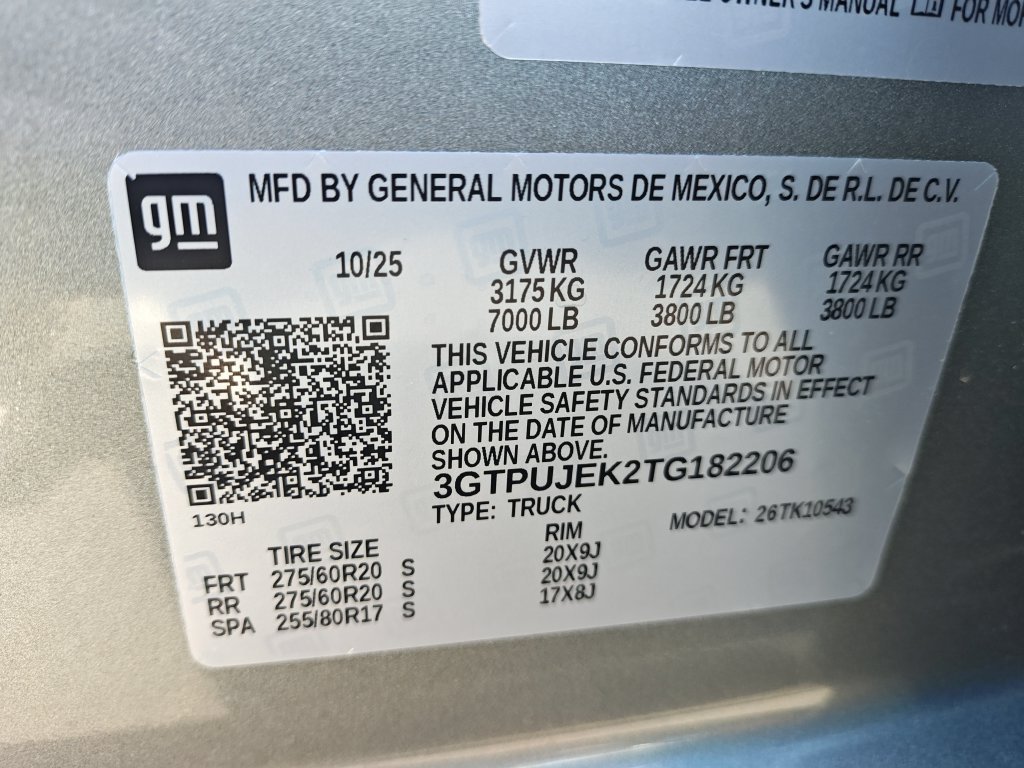 Used 2026 Silver GMC Elevation image 26