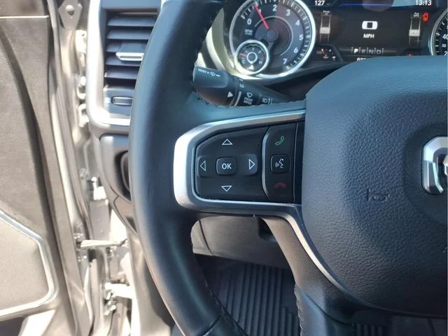 Used 2022 Silver Ram Laramie image 26