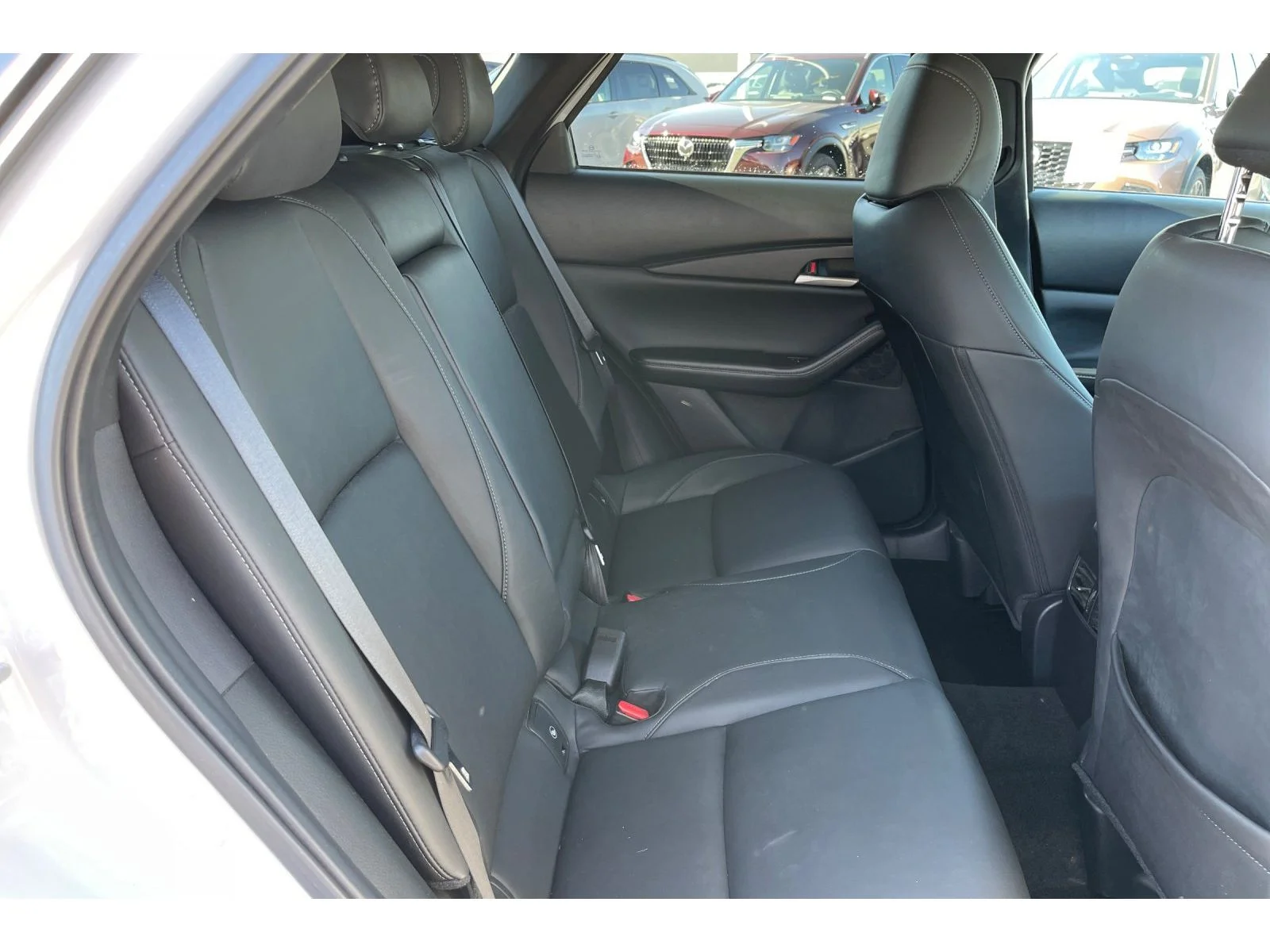 Used 2024 CERAMIC Mazda Select image 19