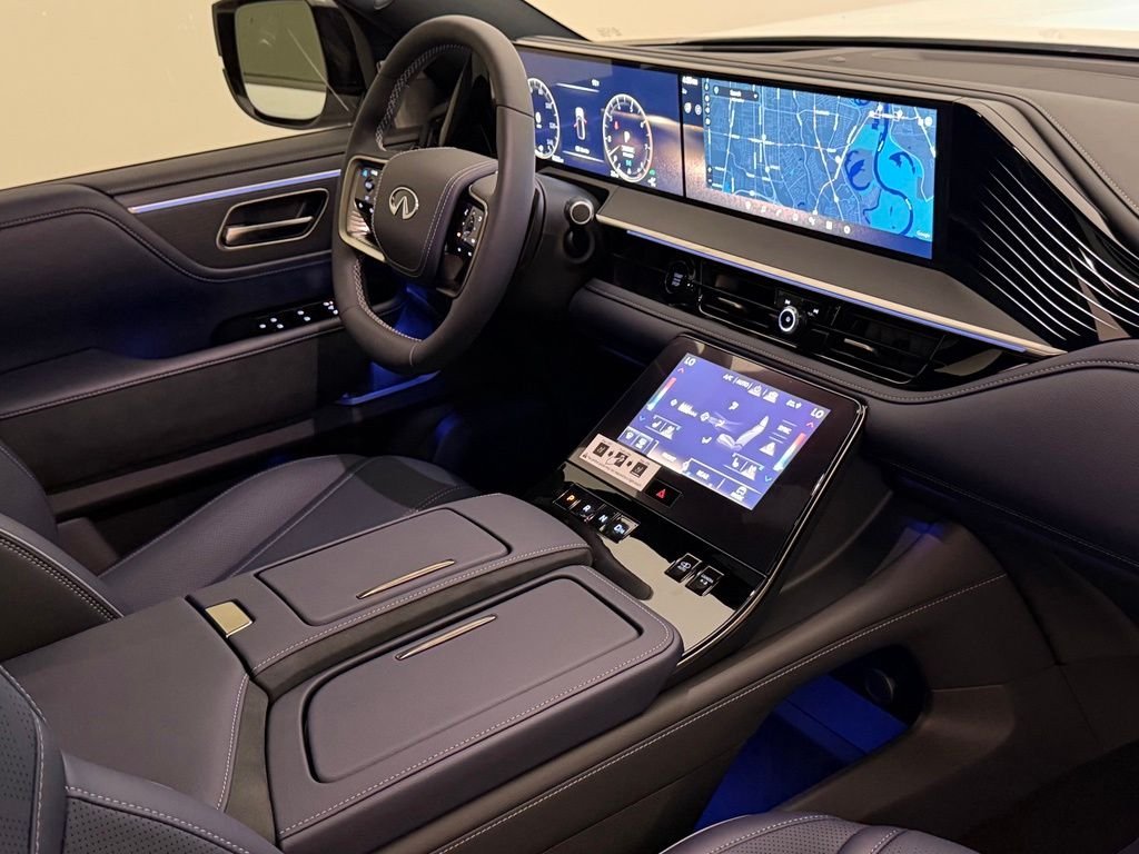New 2027 RADIANT WHITE INFINITI Sport 4WD image 29