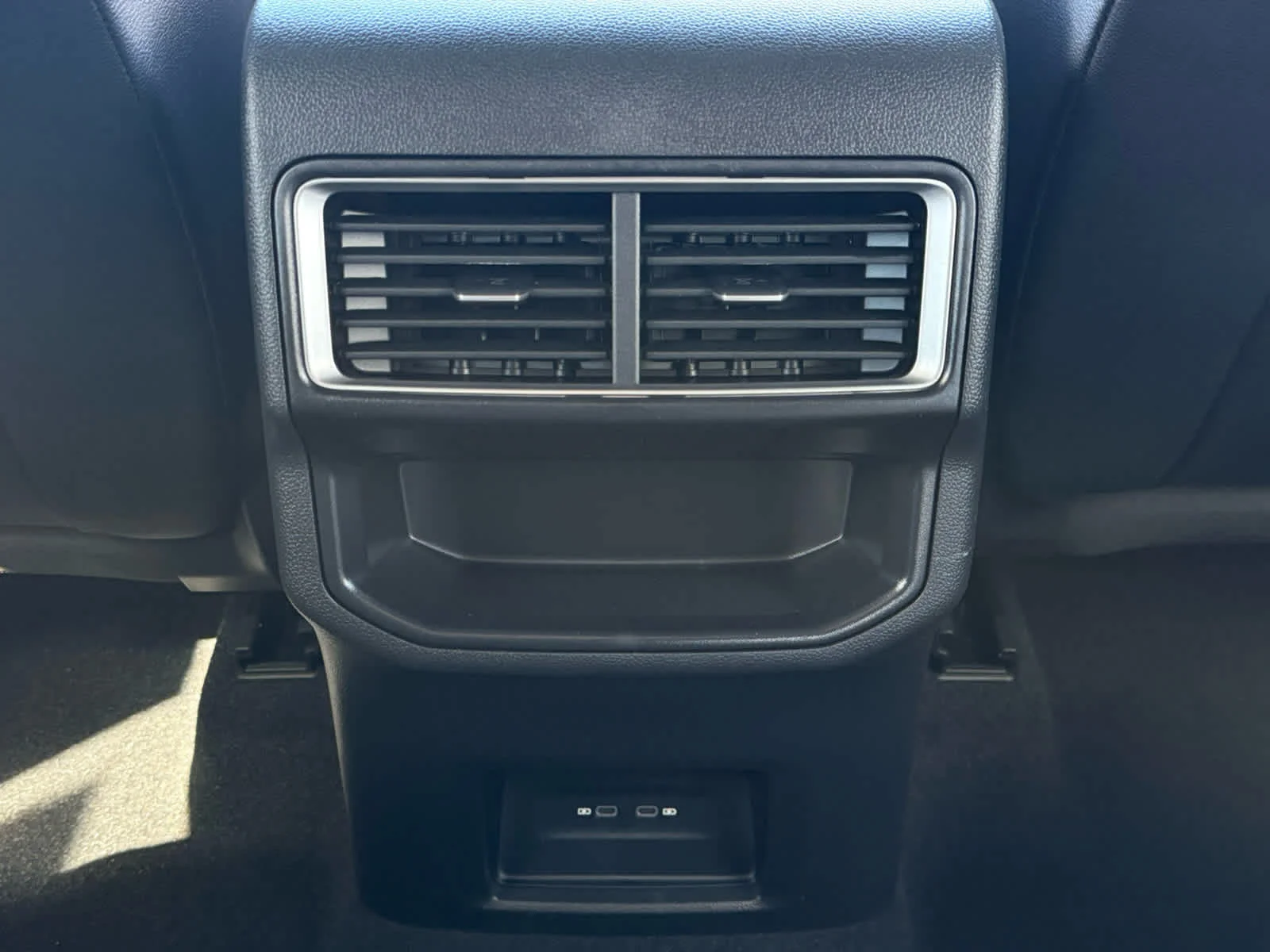 2026 Volkswagen Atlas Cross Sport SE - Photo 24
