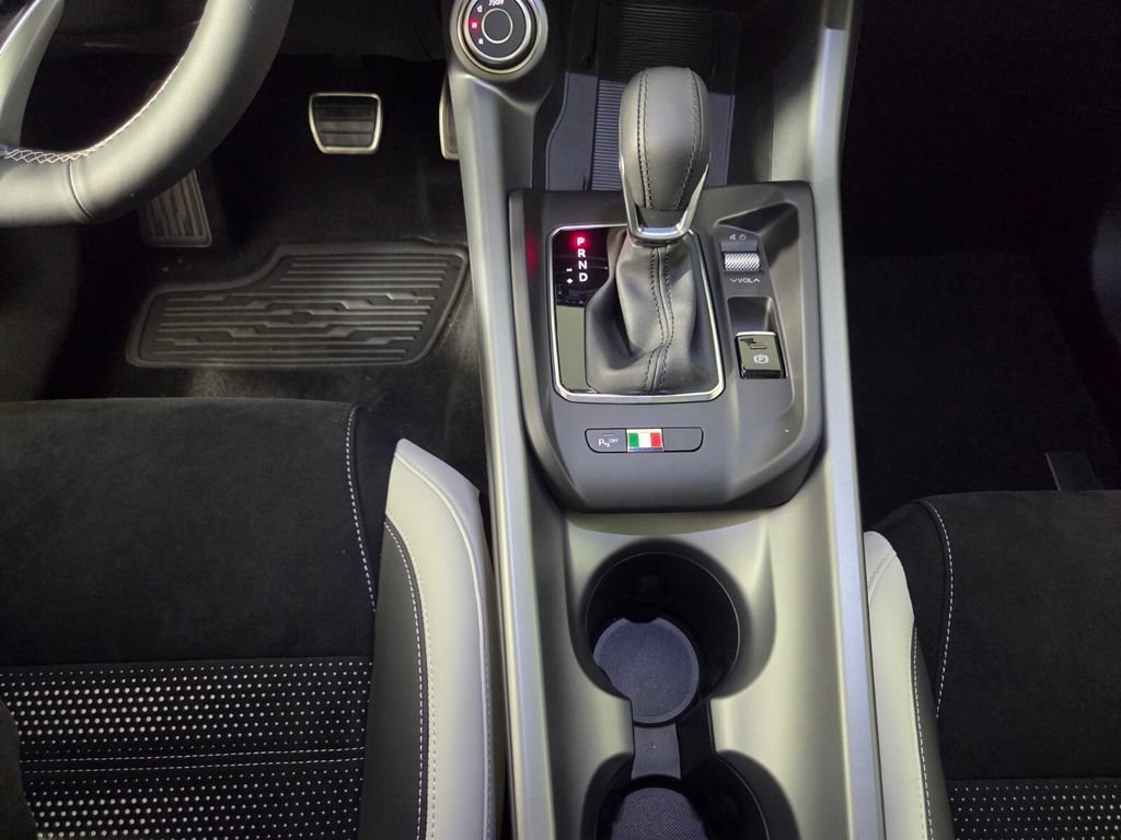 New 2026 Milano White Alfa Romeo Sport Speciale image 11