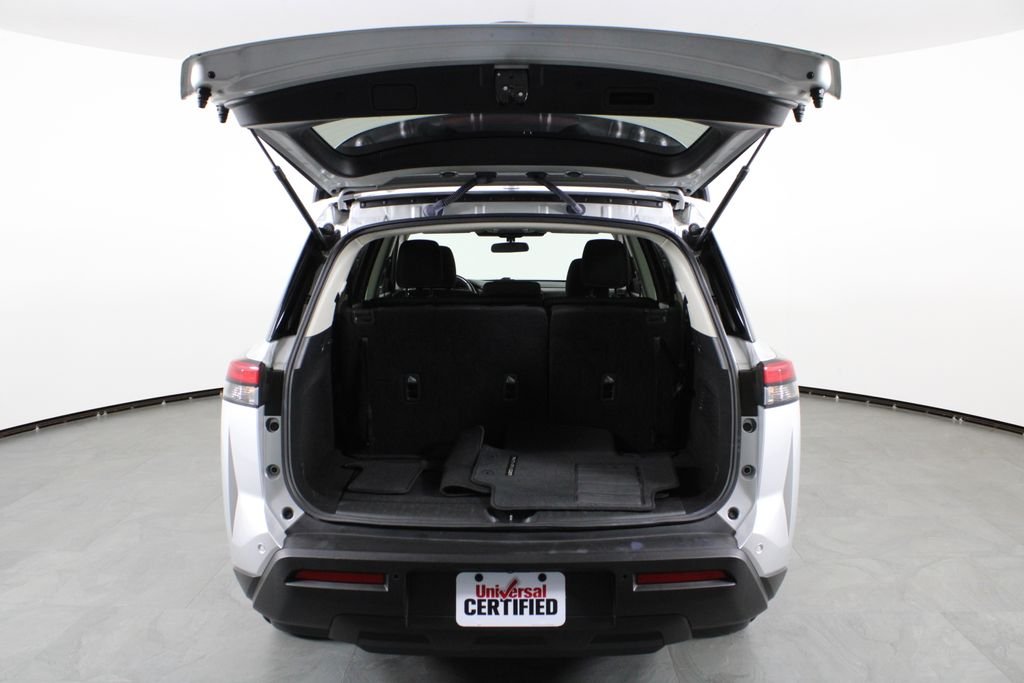 2024 Nissan Pathfinder SV - Photo 16