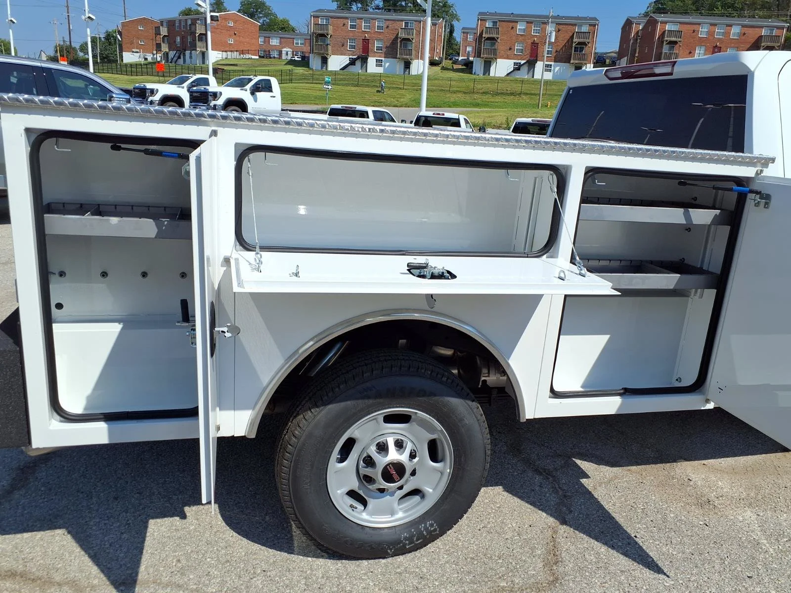 2026 GMC Sierra 2500HD Pro - Photo 6