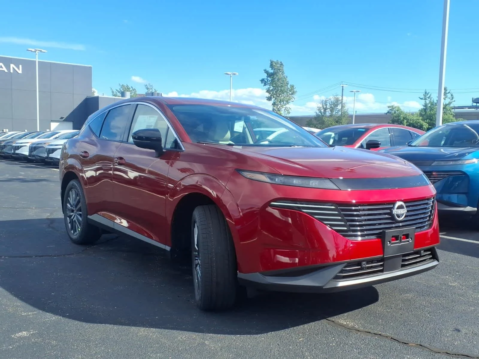 New 2026 Scarlet Ember Tintcoat Nissan SL image 2