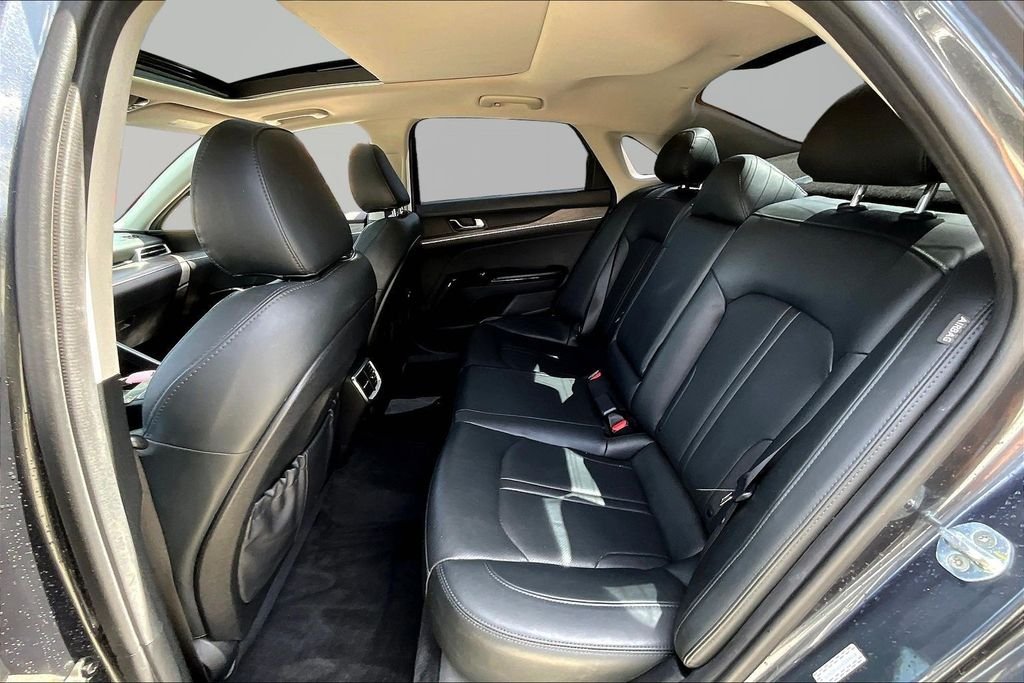 Used 2022 Gray Kia EX image 22