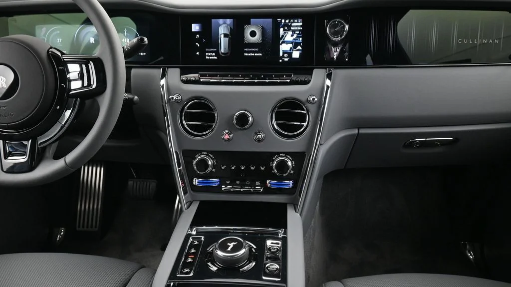 New 2027 Gray Rolls-Royce  image 18