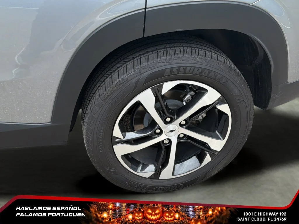 Used 2024 Sterling Gray Metallic Chevrolet 1RS image 11