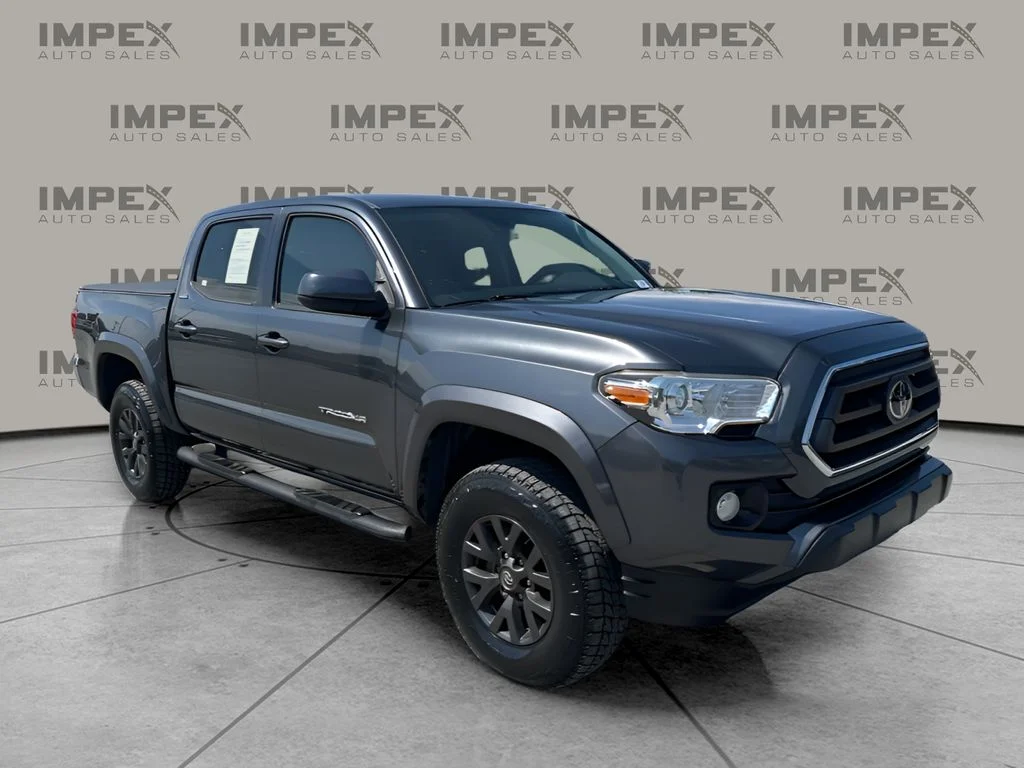 Used 2020 Gray Toyota SR5 image 7