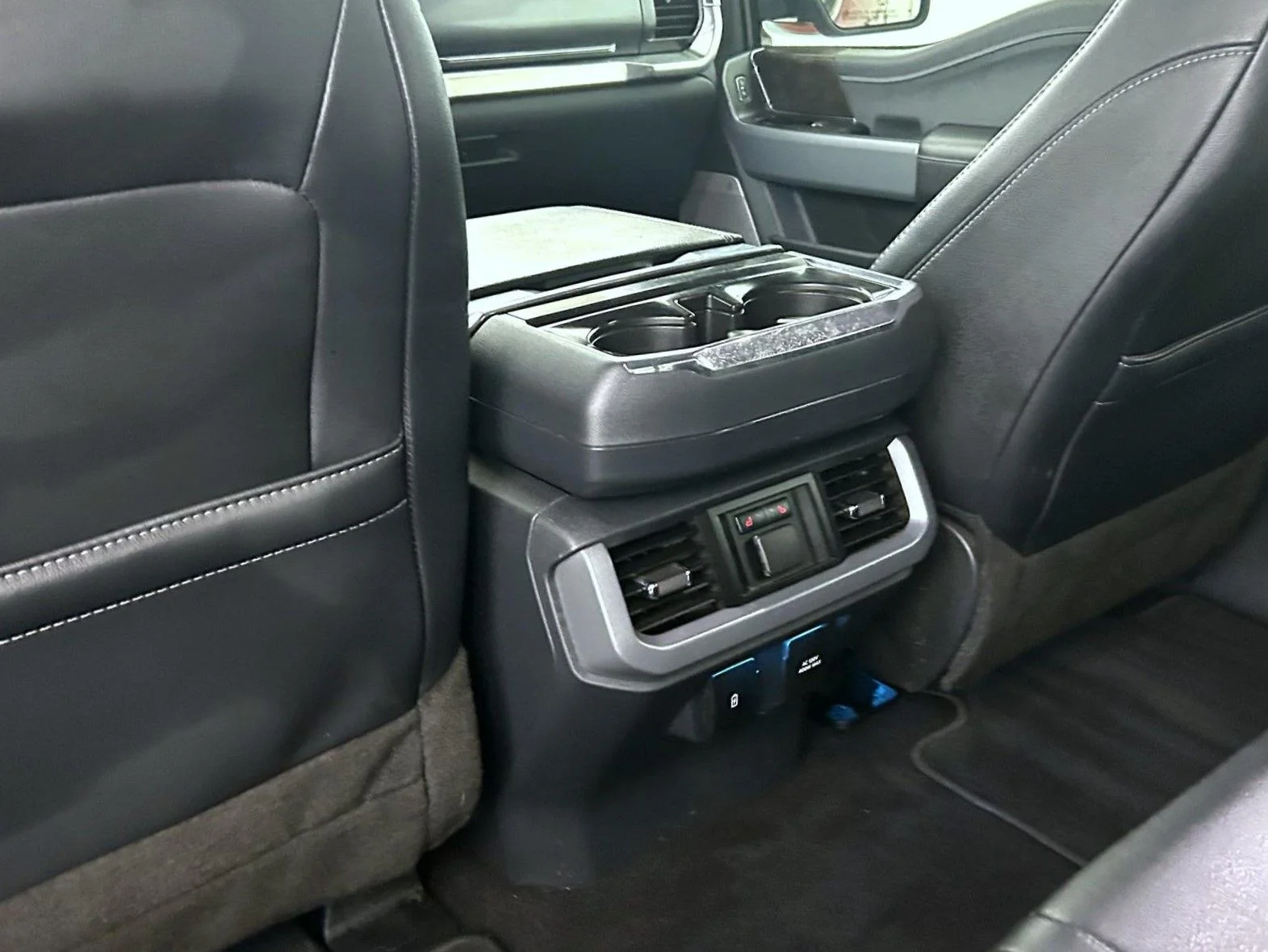Used 2023 Red Ford Lariat image 21