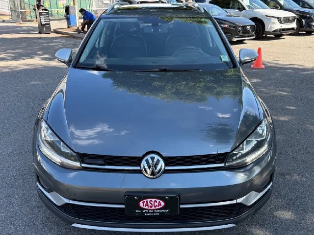 Used 2018 Gray Volkswagen TSI SE image 2