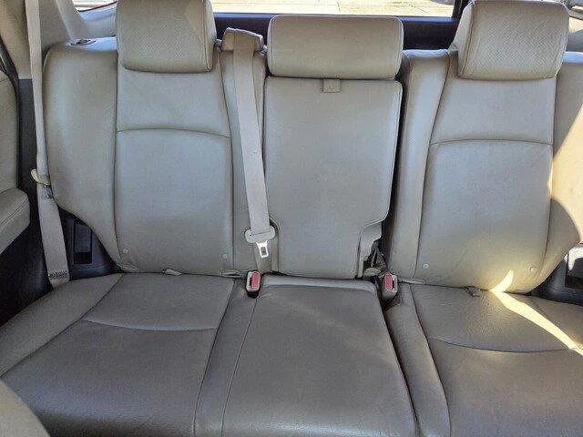 Used 2010 Blizzard Pearl Toyota Limited image 32