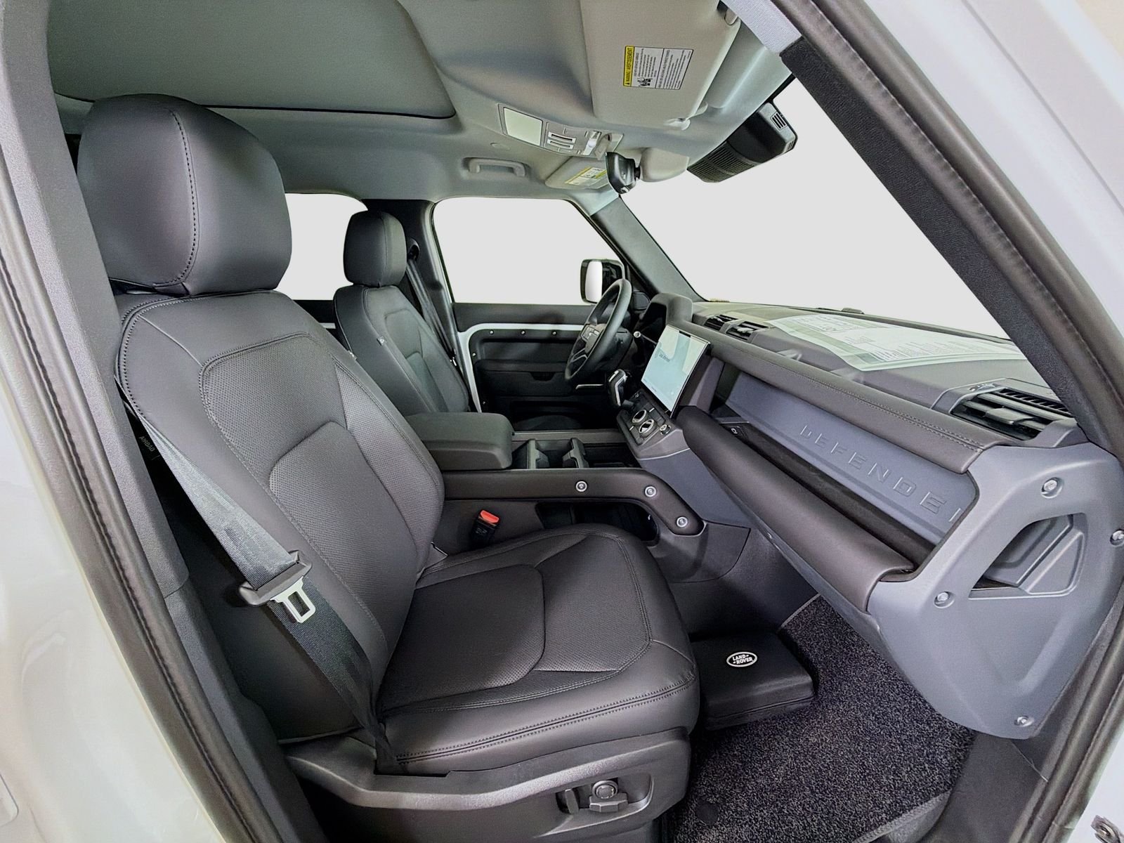 New 2026 Fuji White Land Rover S image 33