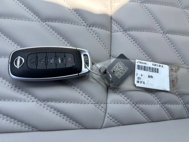 New 2027 Atlantic Gray Metallic Nissan SL image 29
