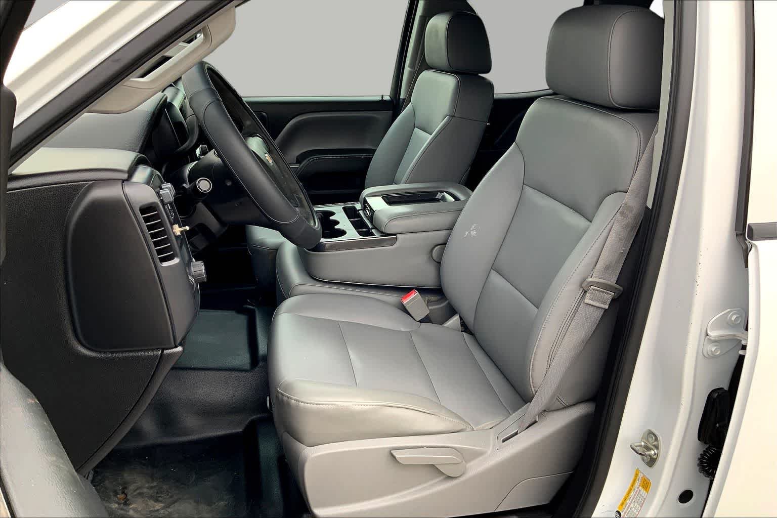 Used 2015 Summit White Chevrolet Work Truck image 7